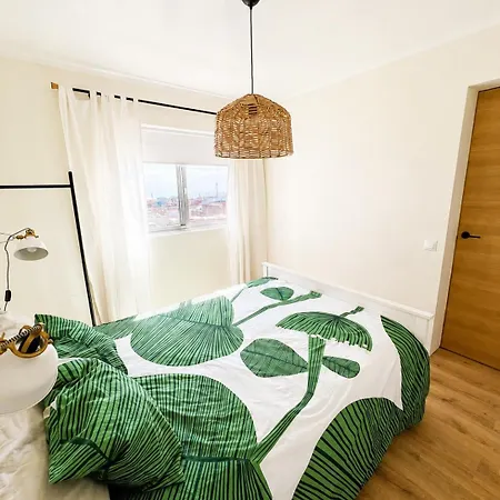 Cozy With Ocean Views In Cruz Apartment